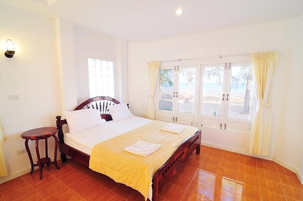 Koh Talu Island Resort Bang Saphan Noi Buitenkant foto