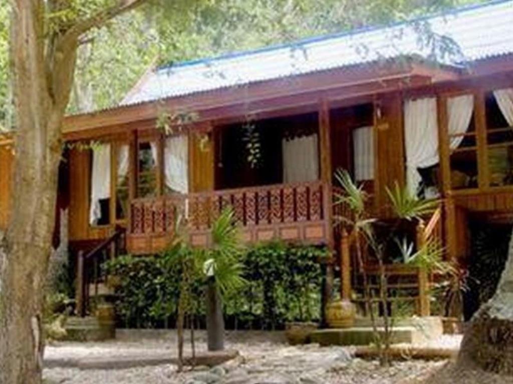 Koh Talu Island Resort Bang Saphan Noi Buitenkant foto