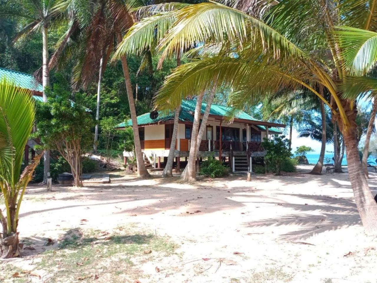 Koh Talu Island Resort Bang Saphan Noi Buitenkant foto