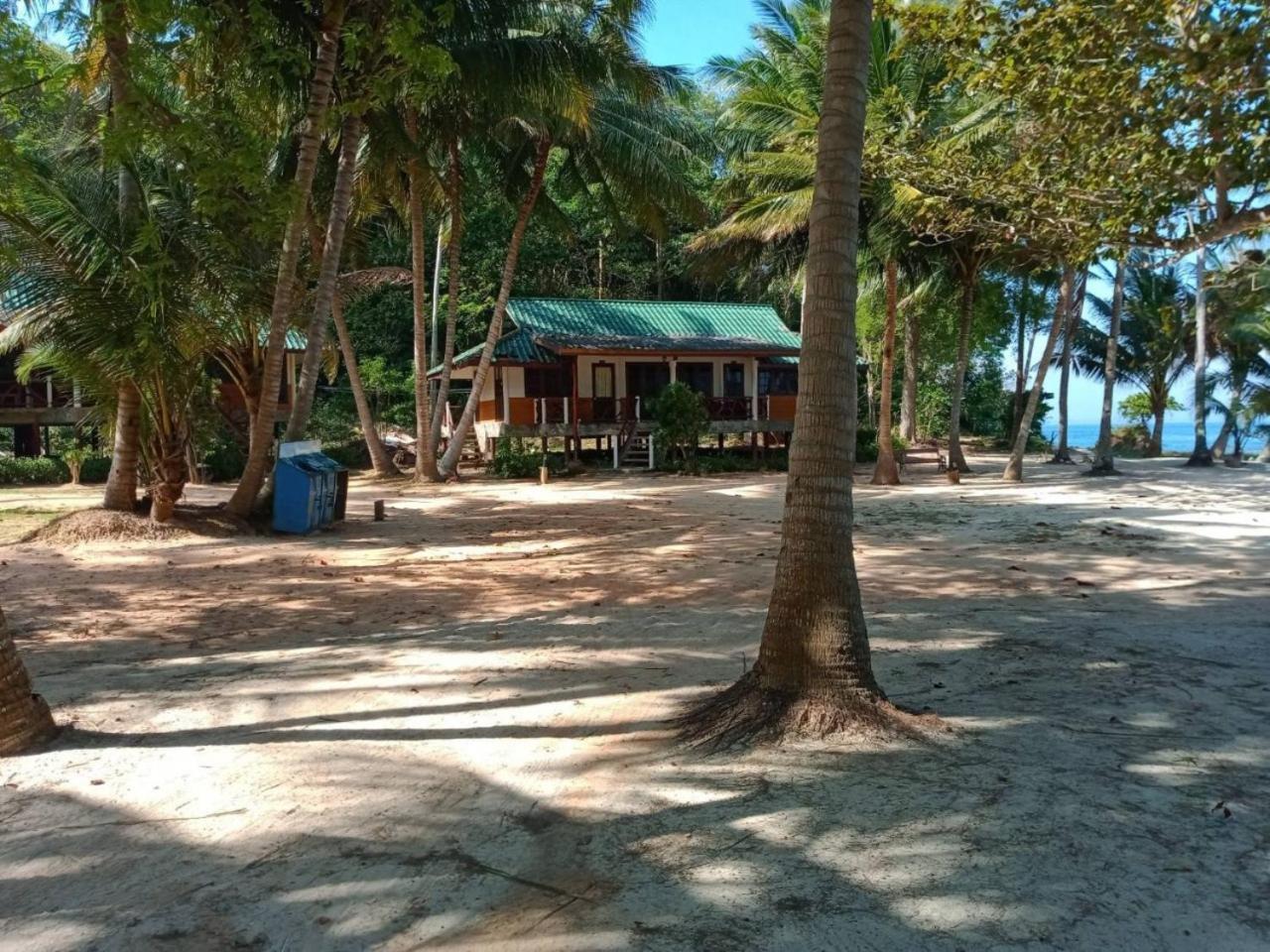 Koh Talu Island Resort Bang Saphan Noi Buitenkant foto