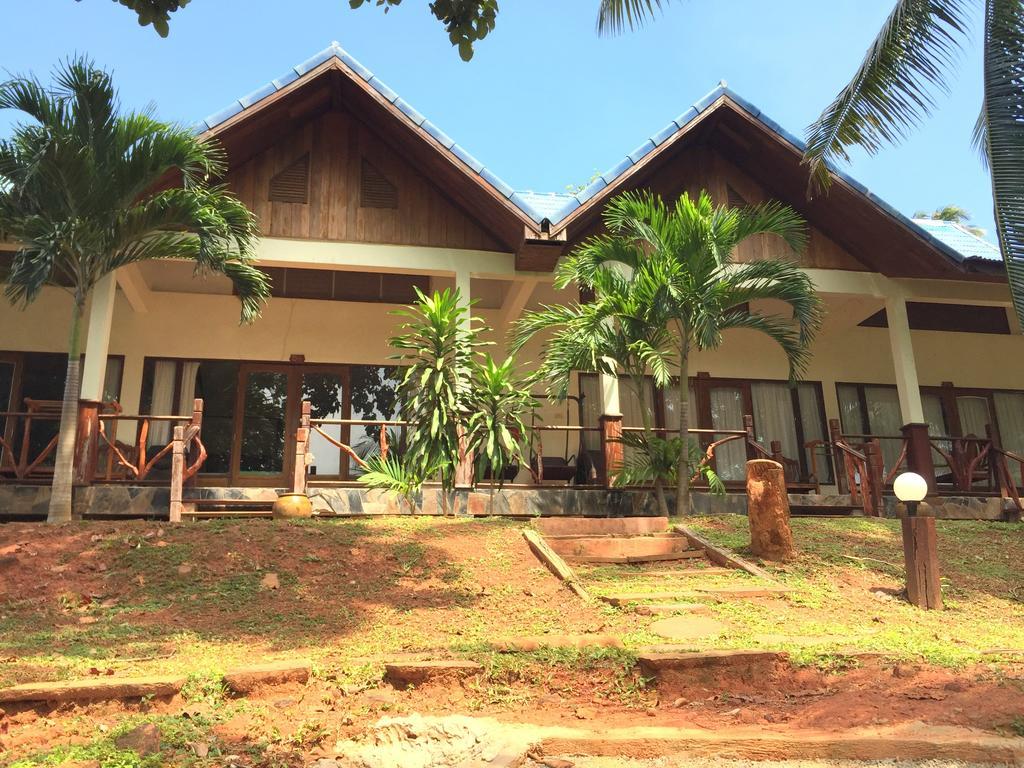 Koh Talu Island Resort Bang Saphan Noi Buitenkant foto