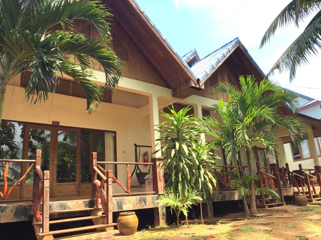 Koh Talu Island Resort Bang Saphan Noi Buitenkant foto