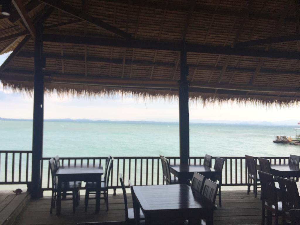 Koh Talu Island Resort Bang Saphan Noi Buitenkant foto